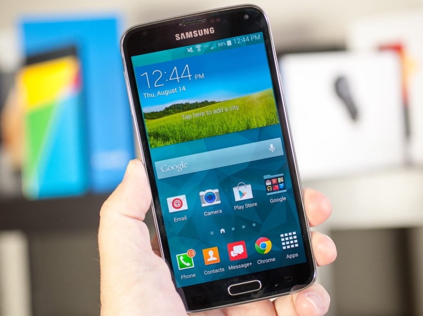 Money from old mobile phones: Samsung has built a mining farm from Galaxy S5