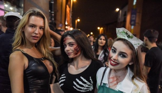 Mountains of garbage, drunken party-goers and a sea of alcohol: the disgusting consequences of Halloween in Britain