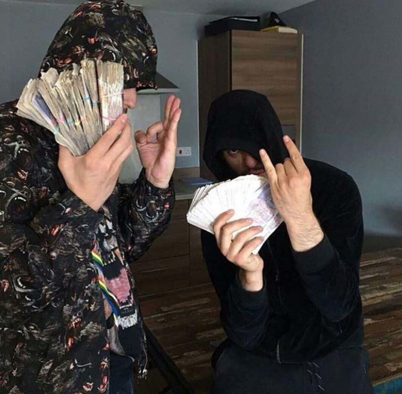 New owners of London: Albanian mafiosi pour photos with money and weapons on Instagram