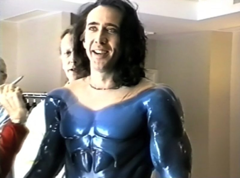 "Nicolas Cage - ¡En Superhombres!": el público exige que el actor-meme finalmente aparezca en calzoncillos sobre pantalones