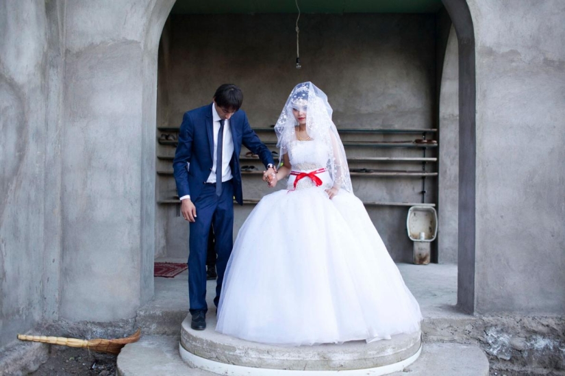 Niñas casables: cómo viven las novias menores de edad en Georgia