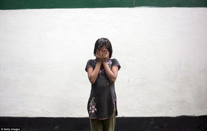 "No me queda nada": las historias de cinco niñas indias que sobrevivieron a la violencia
