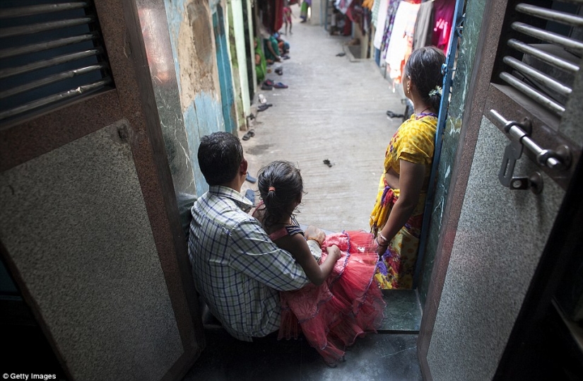 "No me queda nada": las historias de cinco niñas indias que sobrevivieron a la violencia