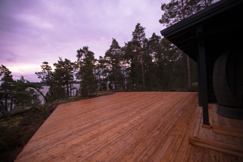 "No men allowed!": island resort for feminists only opens in Finland