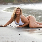 Non-standard beauty: a well-known plus-size model could not pass auditions until she got fat