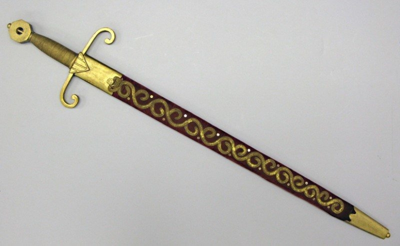 Not just Excalibur: 10 most famous swords of the Middle Ages