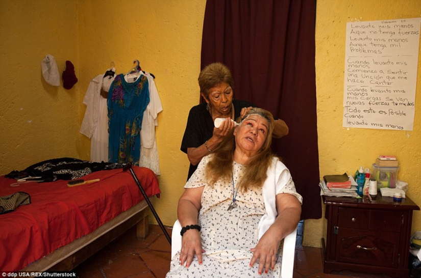 Old nags: where do Mexican prostitutes who have become too old for the profession end up