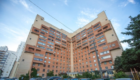 Ordinary in appearance, intricate inside: a unique mystery house in Minsk with 3-level apartments