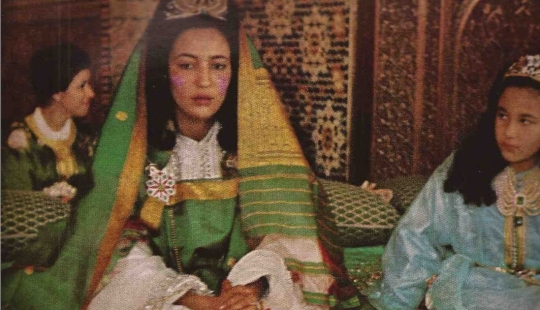 Oriental beauty Princess Lalla nuzha of Morocco and its unusual wedding makeup