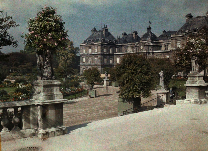 Paris 1923 — epicenter of art and progress
