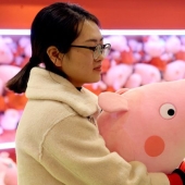 Peppa pig was sold and it turned out to be more expensive than Aeroflot