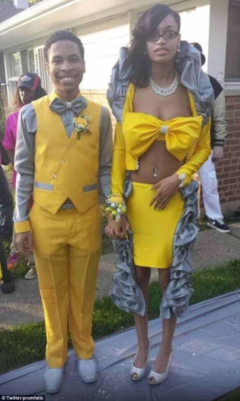 Photos of epic failures from the prom