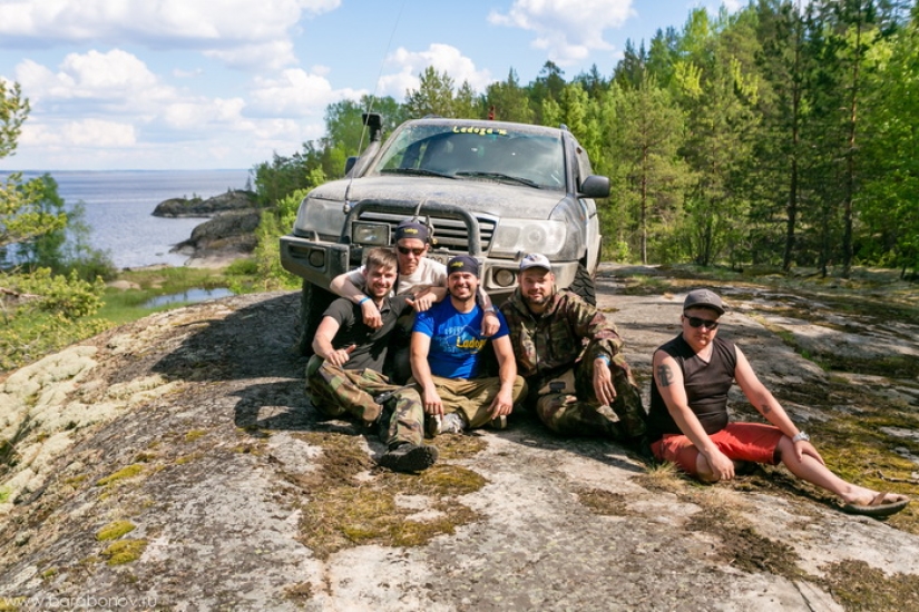 Pleasant off-road: how to enjoy the wild nature, but not to get your boots dirty too much