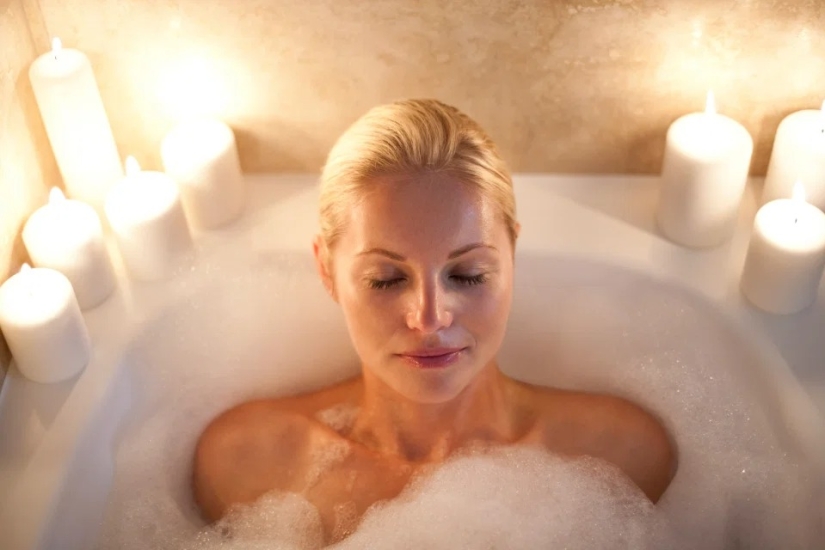 Pleasant with useful: scientists have proved that a hot bath replaces a jog