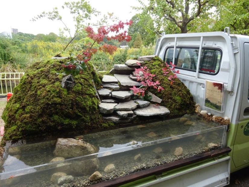 Podría venir sólo en Japón — más cool mobile mini-jardín