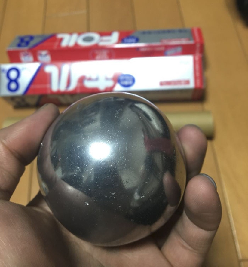 Polish Me Completely: Japanese turn aluminum foil balls into shiny perfection