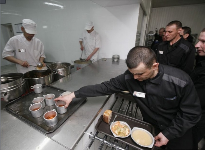 Prison peddlers: what prisoners are fed in the USA and Russia