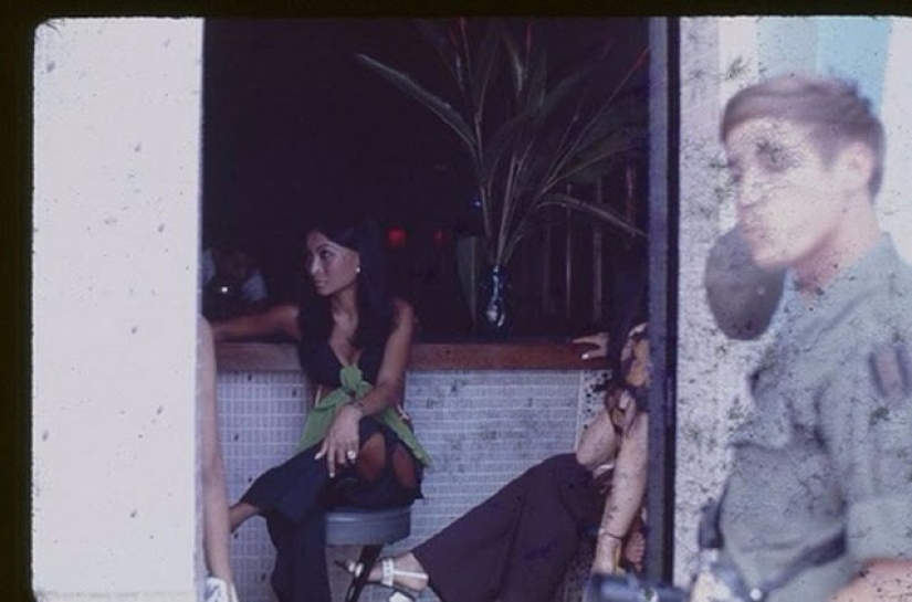 Prostitución durante la guerra de Vietnam en fotografías de las décadas de 1960 y 1970