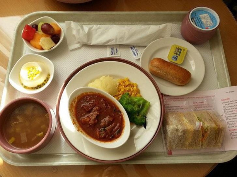 Qué se alimenta en hospitales de diferentes países
