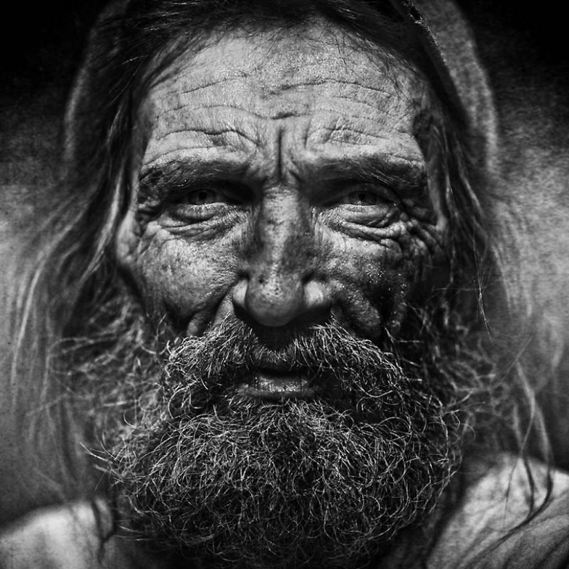 Retratos de personas sin hogar por el fotógrafo Lee Jeffries