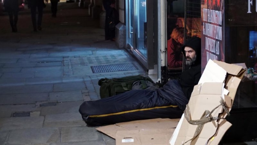 Rich beggars: a man lived on the street for 2 months and discovered all the advantages of a homeless life