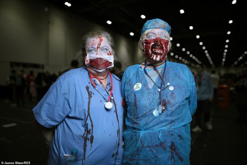 Sangre, cabezas cortadas y caras espeluznantes: la fiesta de los" muertos vivientes " se ha extinguido en Londres
