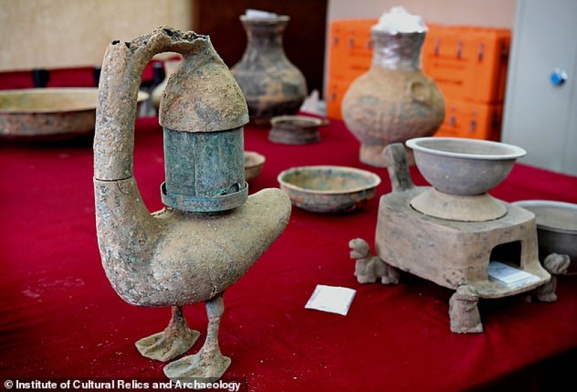 Se ha encontrado el elixir de la inmortalidad: se encontró un recipiente de bronce con un líquido misterioso en una antigua tumba china
