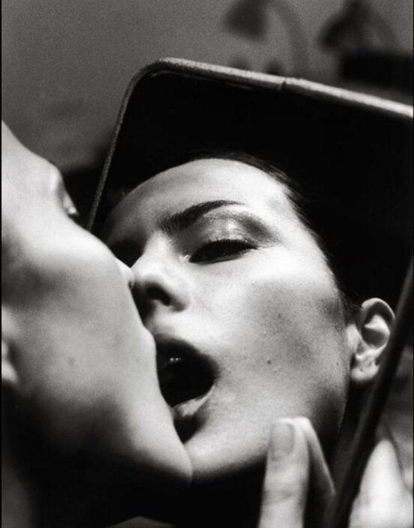 "Sex helps to sell": 20 scandalous works by Helmut Newton