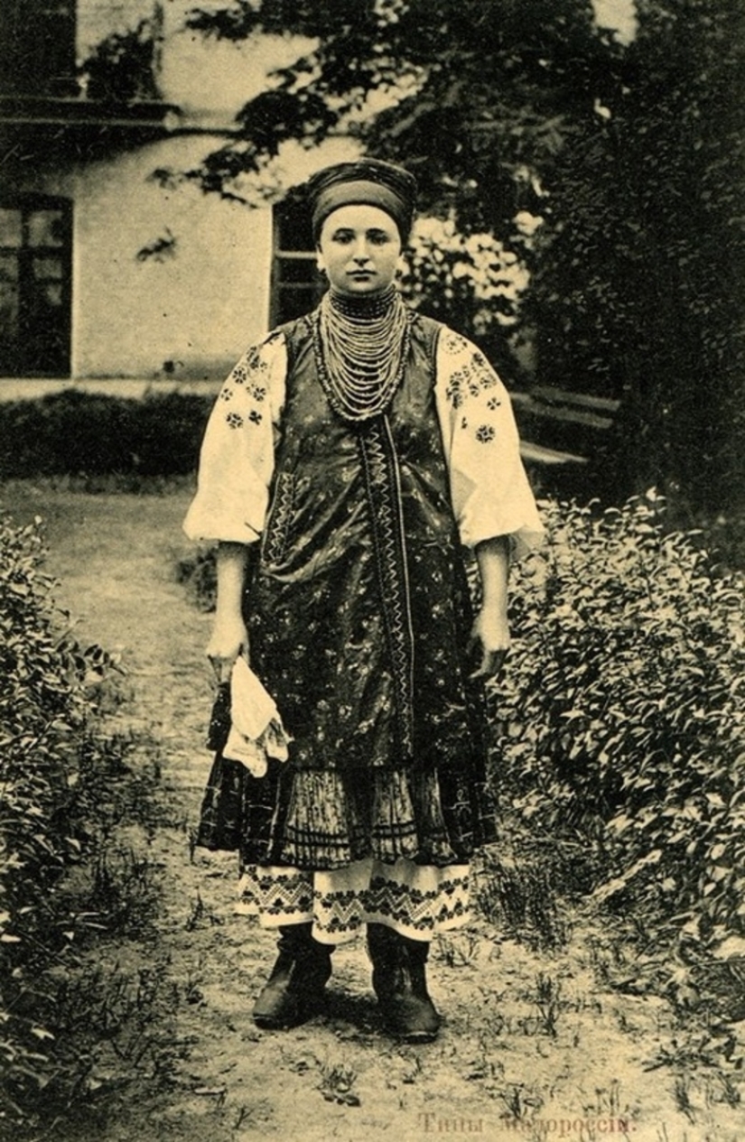 Simple beauty: what Ukrainian women looked like 100 years ago