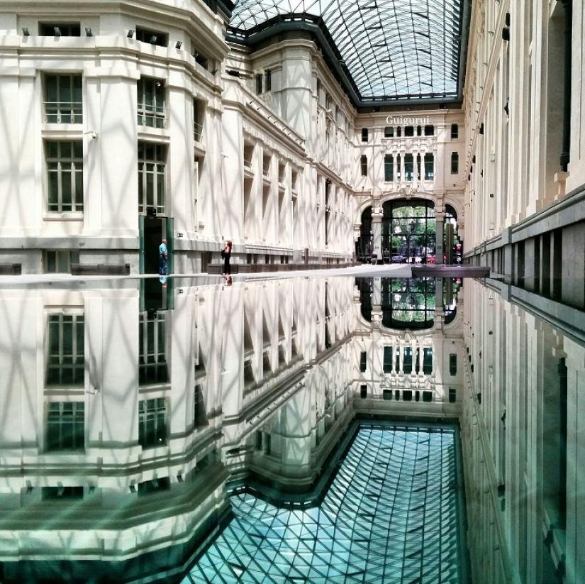 Sit in a puddle: a world of amazing reflections