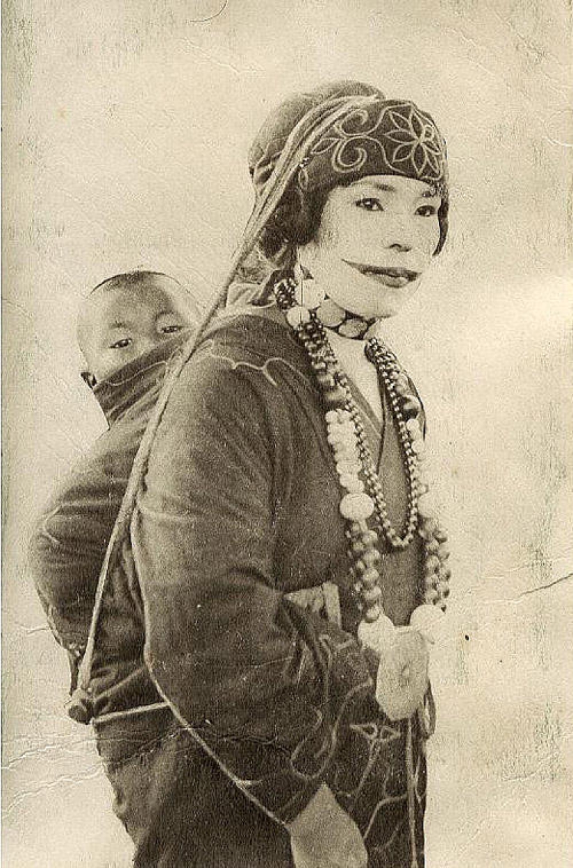 Smiles of Ainu women