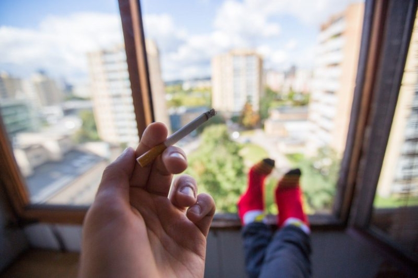 Smoking and cooking kebabs on balconies have been banned in Russia