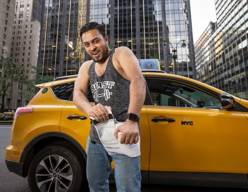 Sonrisa, Jefe! Un calendario inusual con fotos de taxistas de Nueva York ya está a la venta