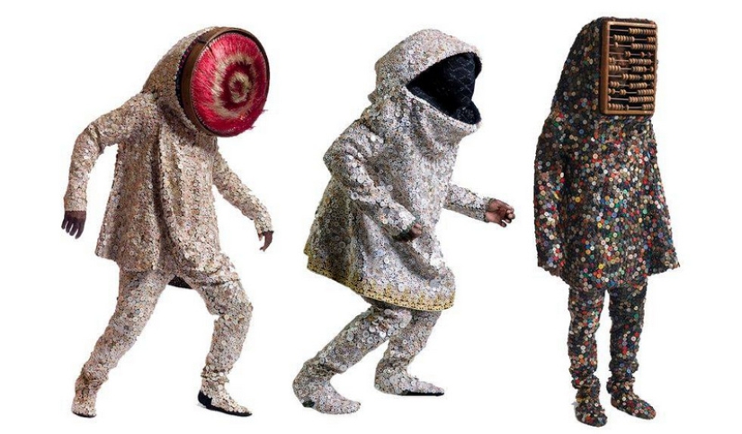 "Sound suits": a very strange hobby of Nick Cave, with which he wants to change the world