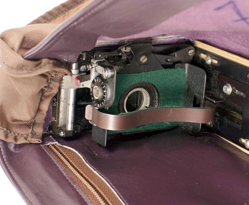 Soviet spy cameras disguised as ordinary items will be auctioned in England