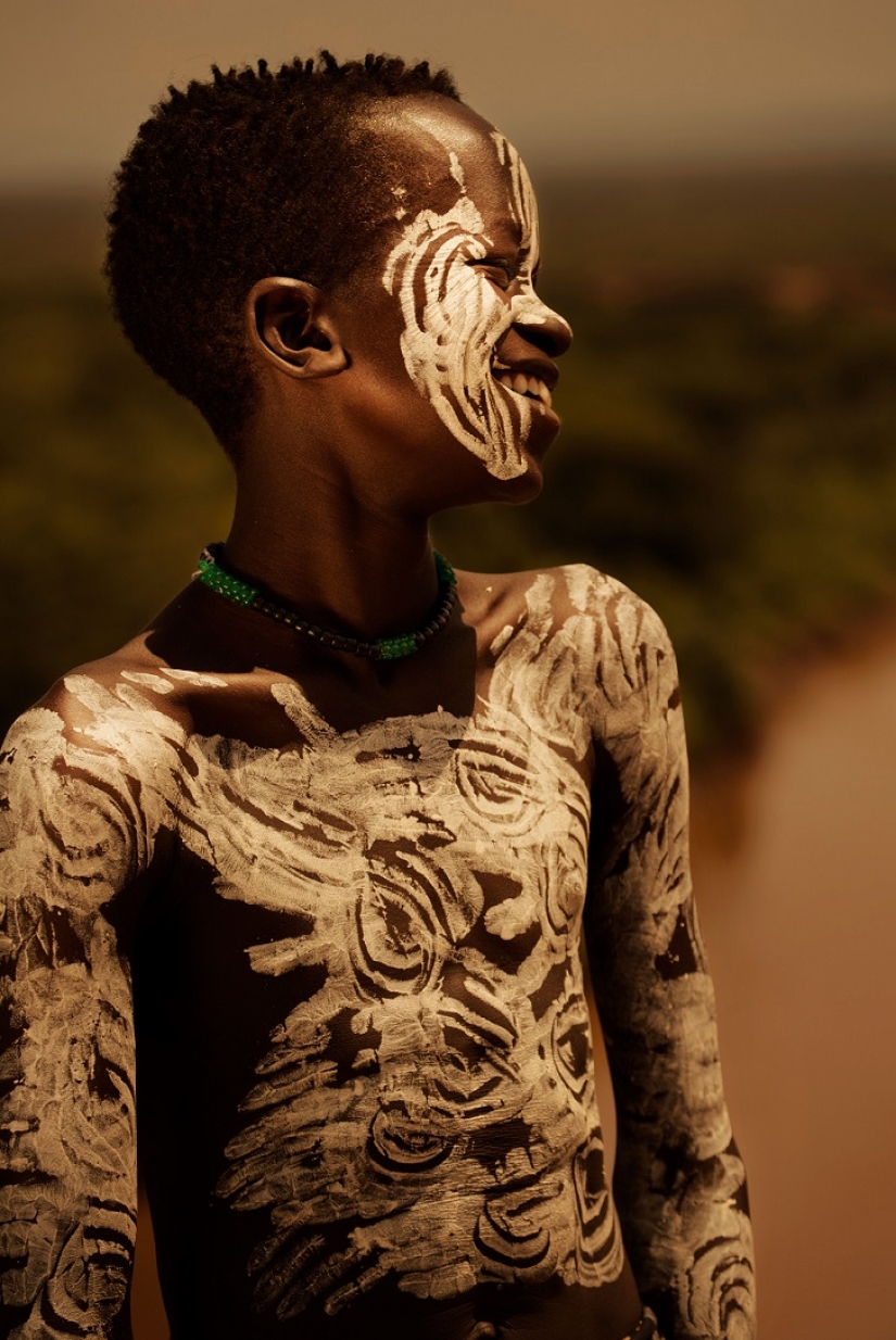 Striking photos of Ethiopian tribes