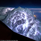 Stunning photos taken from the cockpit of an airliner