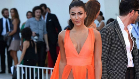 Stylists have revealed the secret of underwear for dresses that not everyone will dare to wear Stylists have revealed the secret of underwear for dresses that not everyone will dare to wear