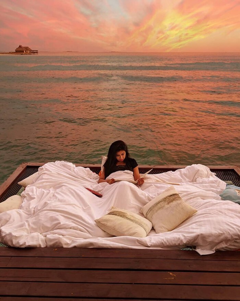 Te gustaría dormir sobre el océano bajo las estrellas? ¡Entonces vete a las Maldivas!