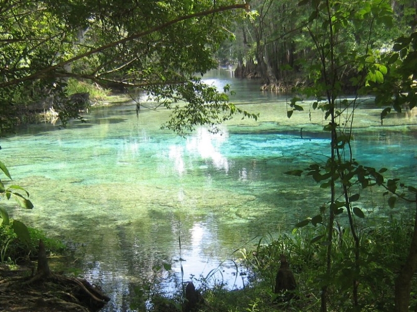 The 10 most beautiful natural pools in the world