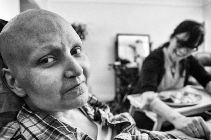 "The battle we didn't choose": an American captured how his wife was dying of cancer