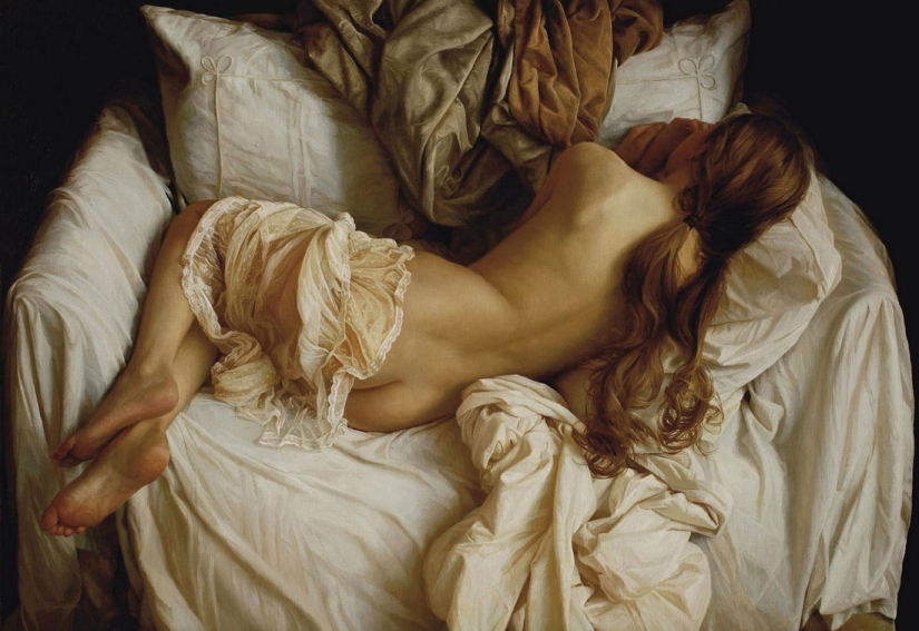 The beauty of the female body in the stunningly realistic works of Sergei Marshennikov