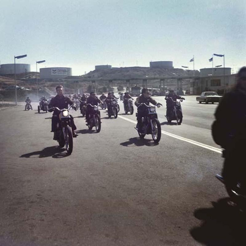 The best pictures of Hell's Angels by Hunter S. Thompson