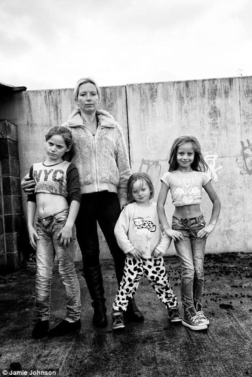 The children of Irish Gypsies who grew up too early