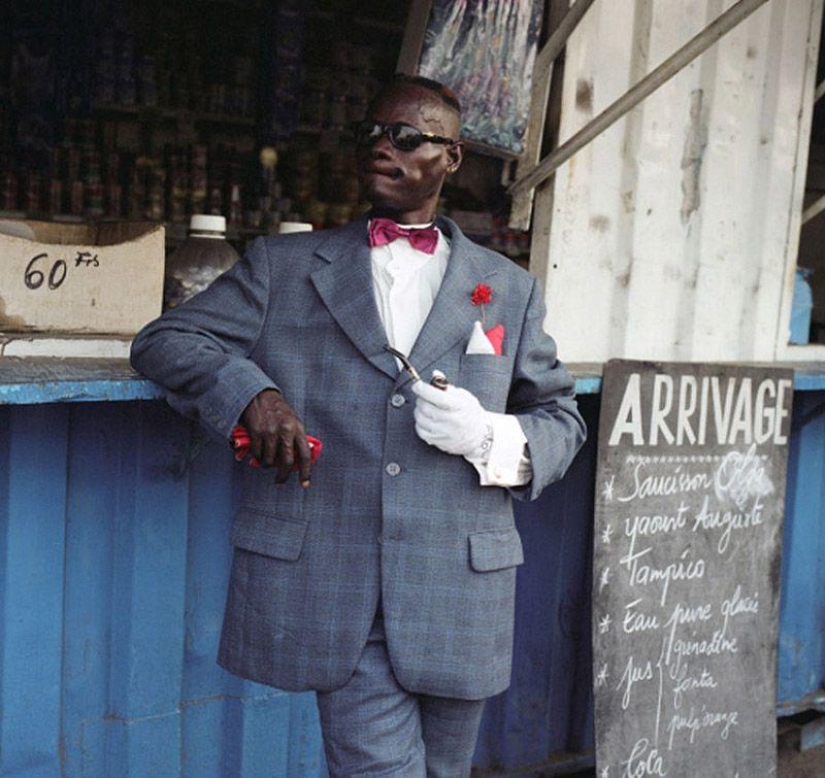 The community of elegant people: a photo essay about stylists from the Congo