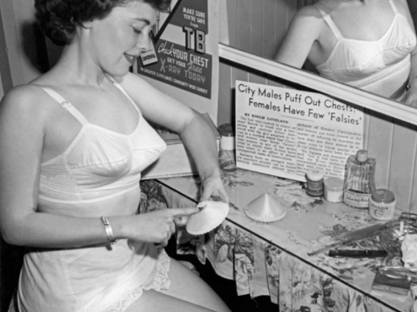 The evolution of underwear: from the 1900s to the present day