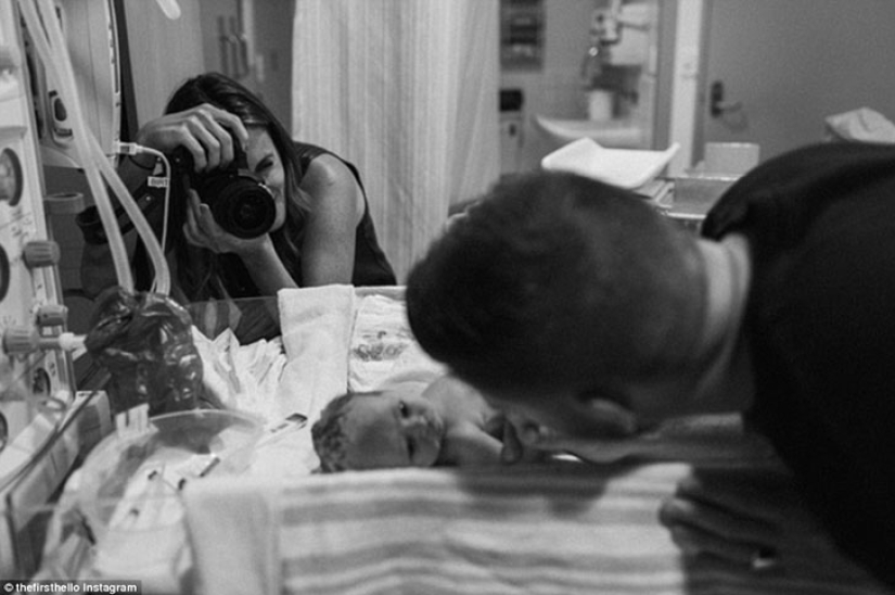 The first "hello": a photo project about the first meeting of mom and baby