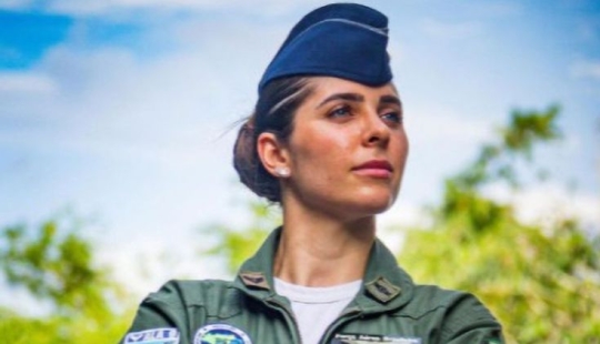 The girl pilot quit the Brazilian Air Force for a career on OnlyFans