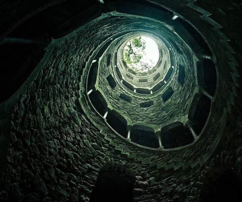 The Inverted Masonic Tower: The Well of Initiation