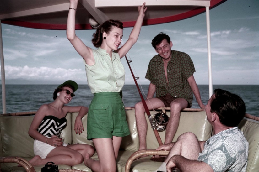 The Mexican Riviera of the 1950s, when Acapulco was not yet the fiefdom of drug dealers